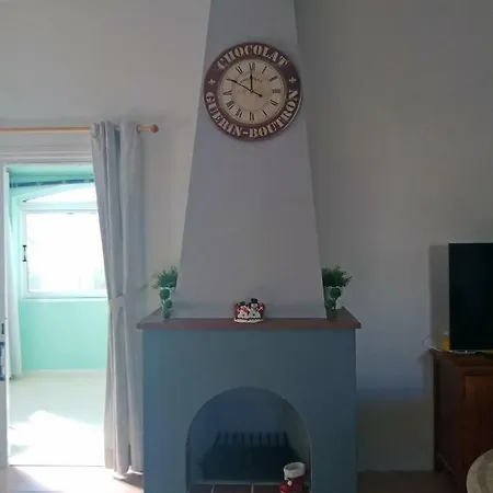 Alexander's 3 Bed In Villa Peyia