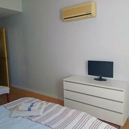 Alexander's 3 Bed In * Peyia