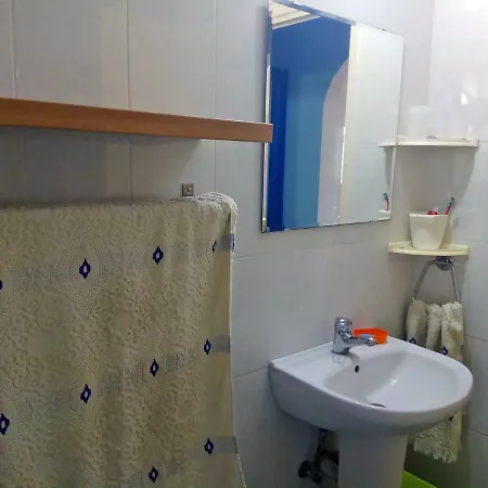 Alexander's 3 Bed In